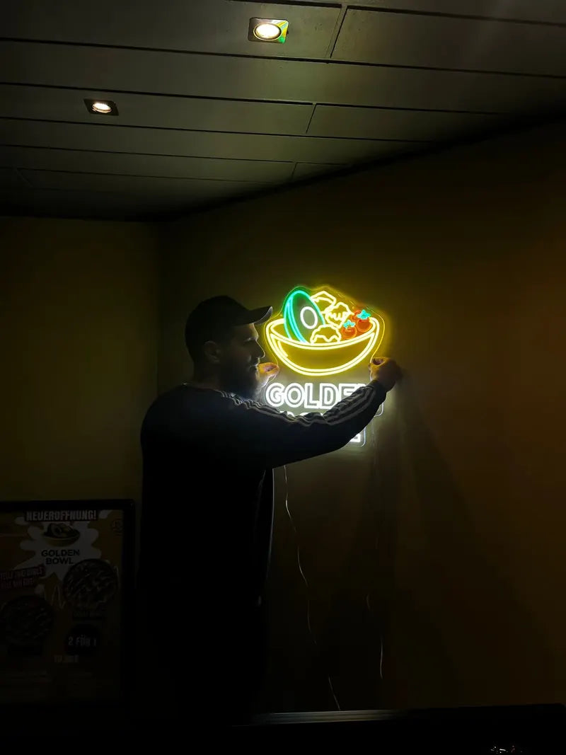 Neonschild für Restaurant Golden Bowl in Solingen